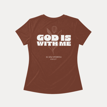 Camiseta God Is With Me Marrom