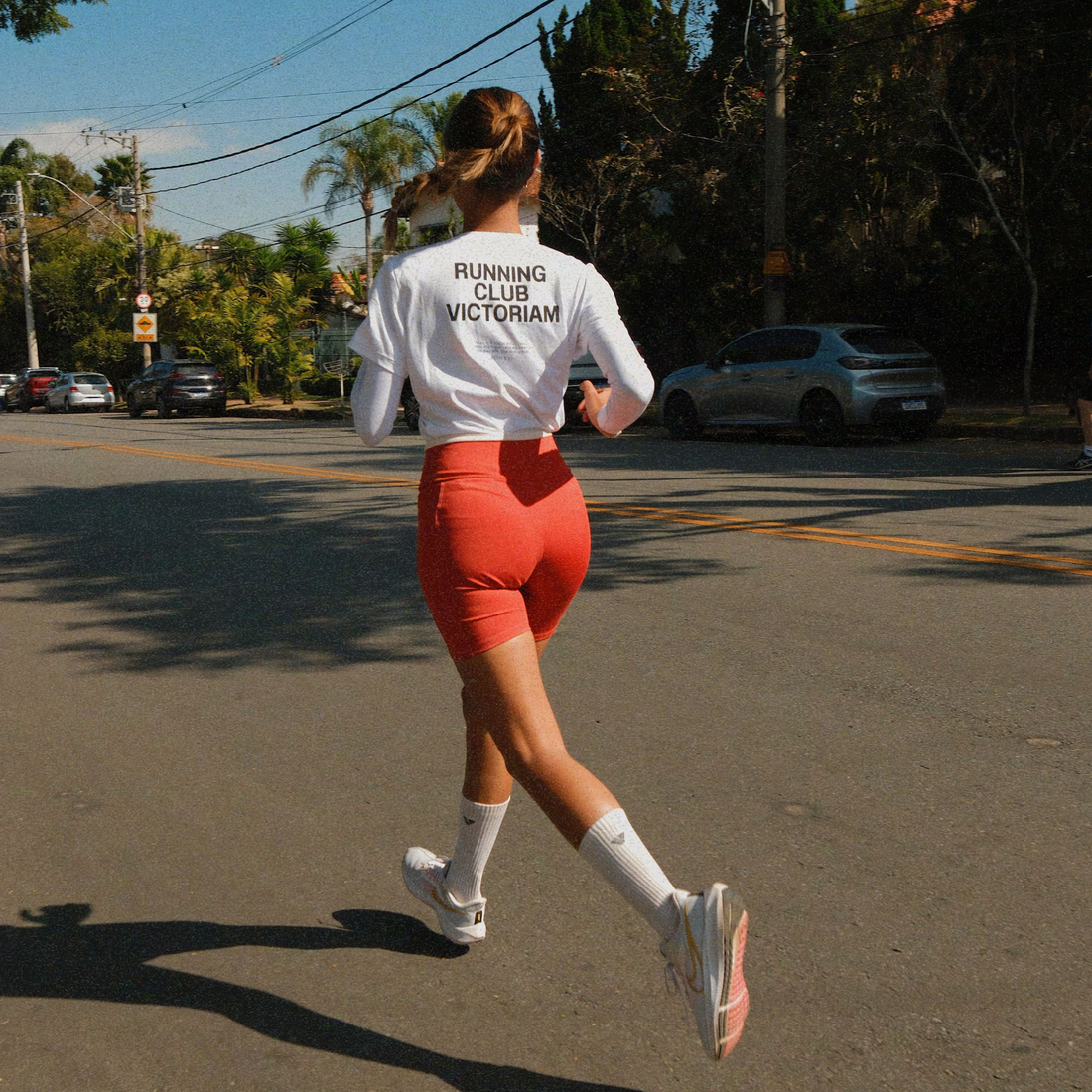 Camiseta Running Club Victoriam Feminina Branca